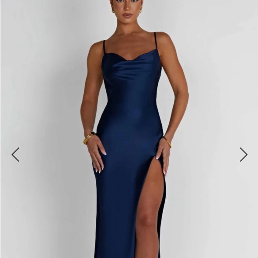 Elegant Navy Blue Evening Dress